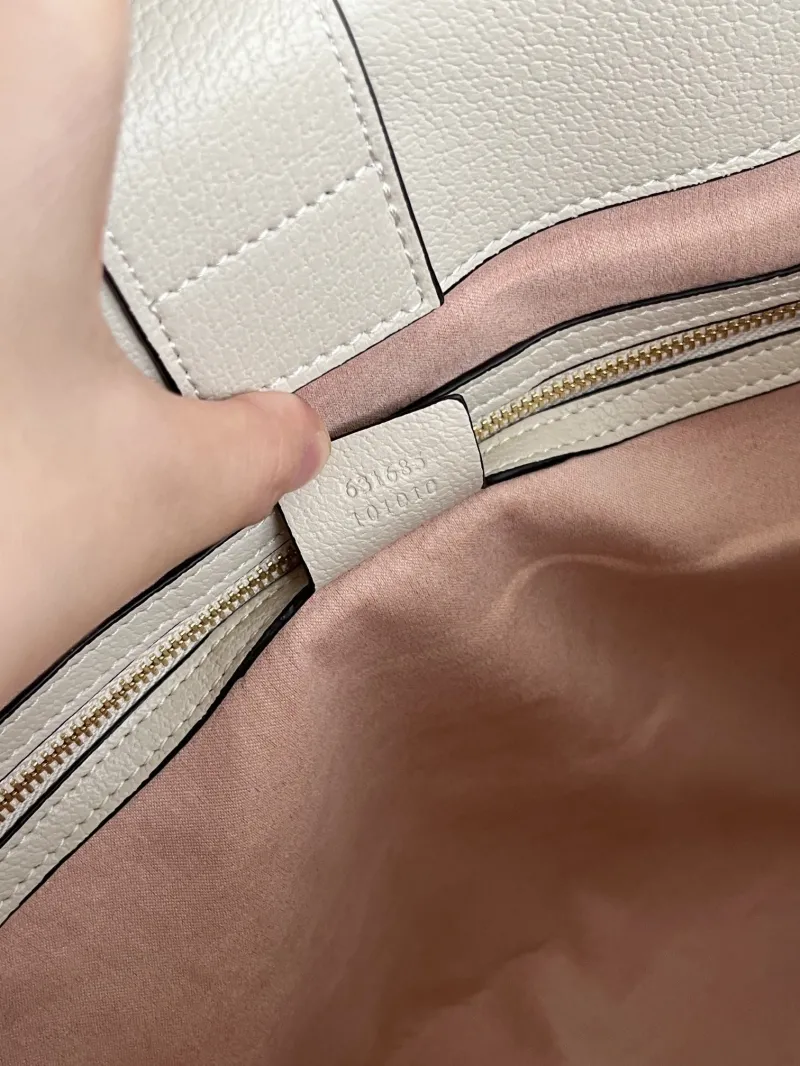 Gucci Shopping Bags-98 - Image 9