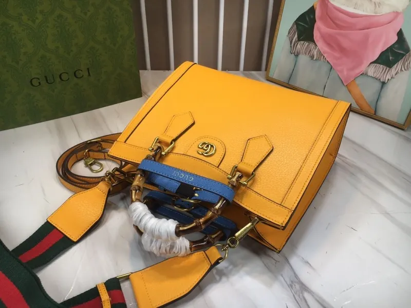 Gucci Shopping Bags-120 - Image 5