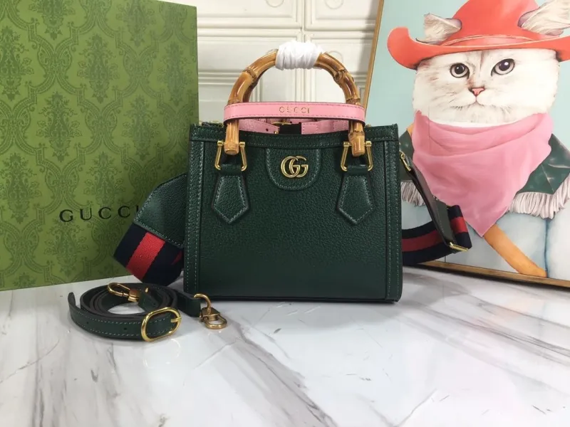 Gucci Shopping Bags-125