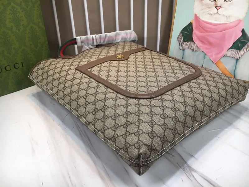 Alternative view of Gucci Shopping Bags-136