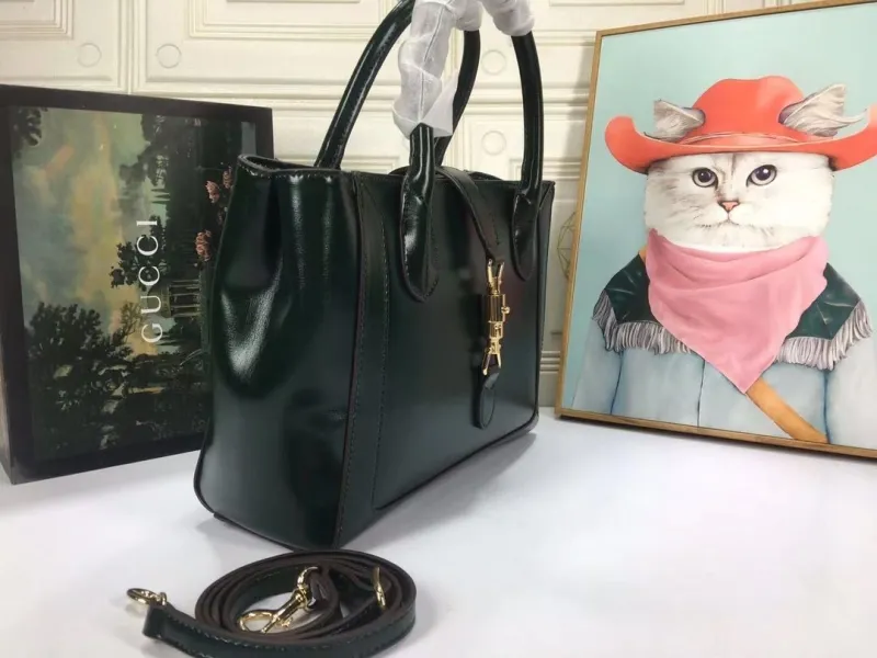 Alternative view of Gucci Shopping Bags-137