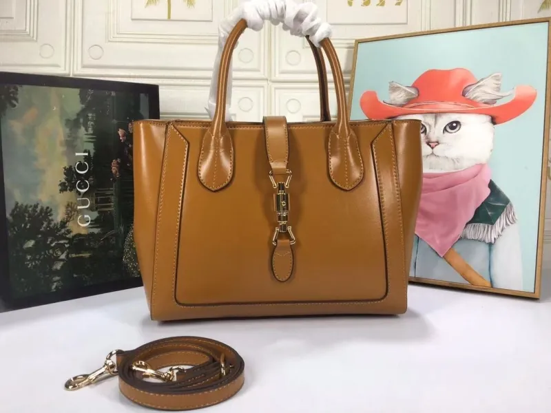 Gucci Shopping Bags-138