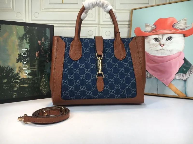 Gucci Shopping Bags-143