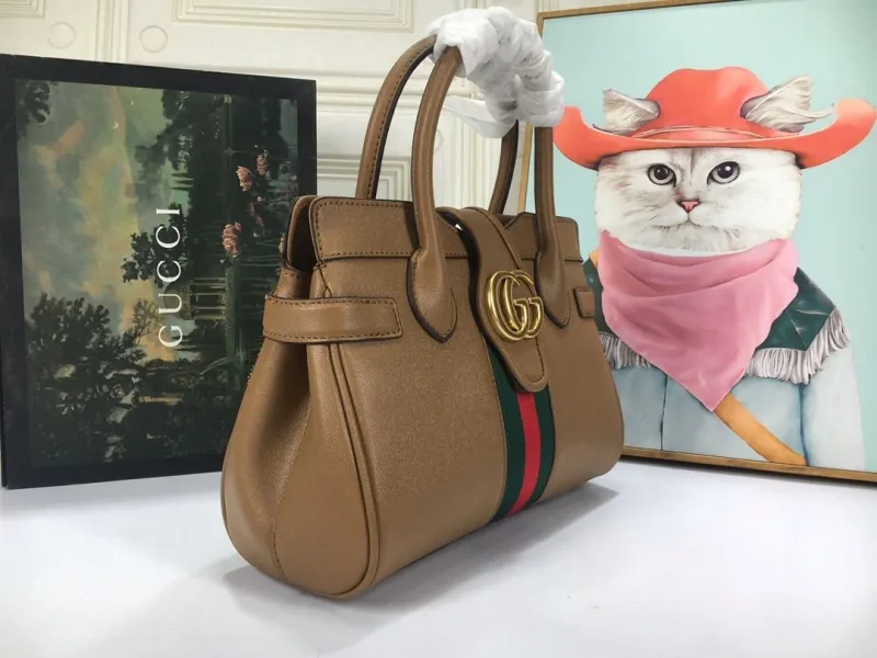Alternative view of Gucci Shopping Bags-146