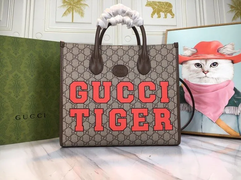 Gucci Shopping Bags-159