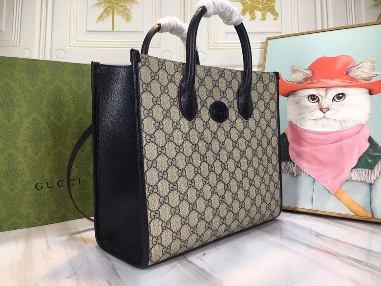 Alternative view of Gucci Shopping Bags-162