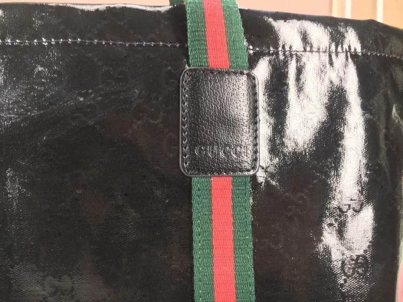 Alternative view of Gucci Shopping Bags-164