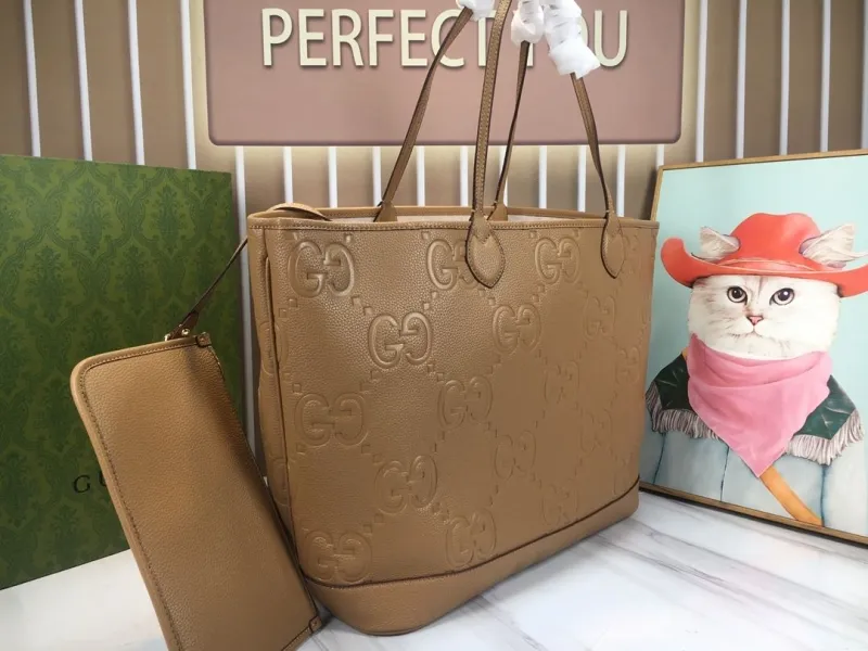 Alternative view of Gucci Shopping Bags-166
