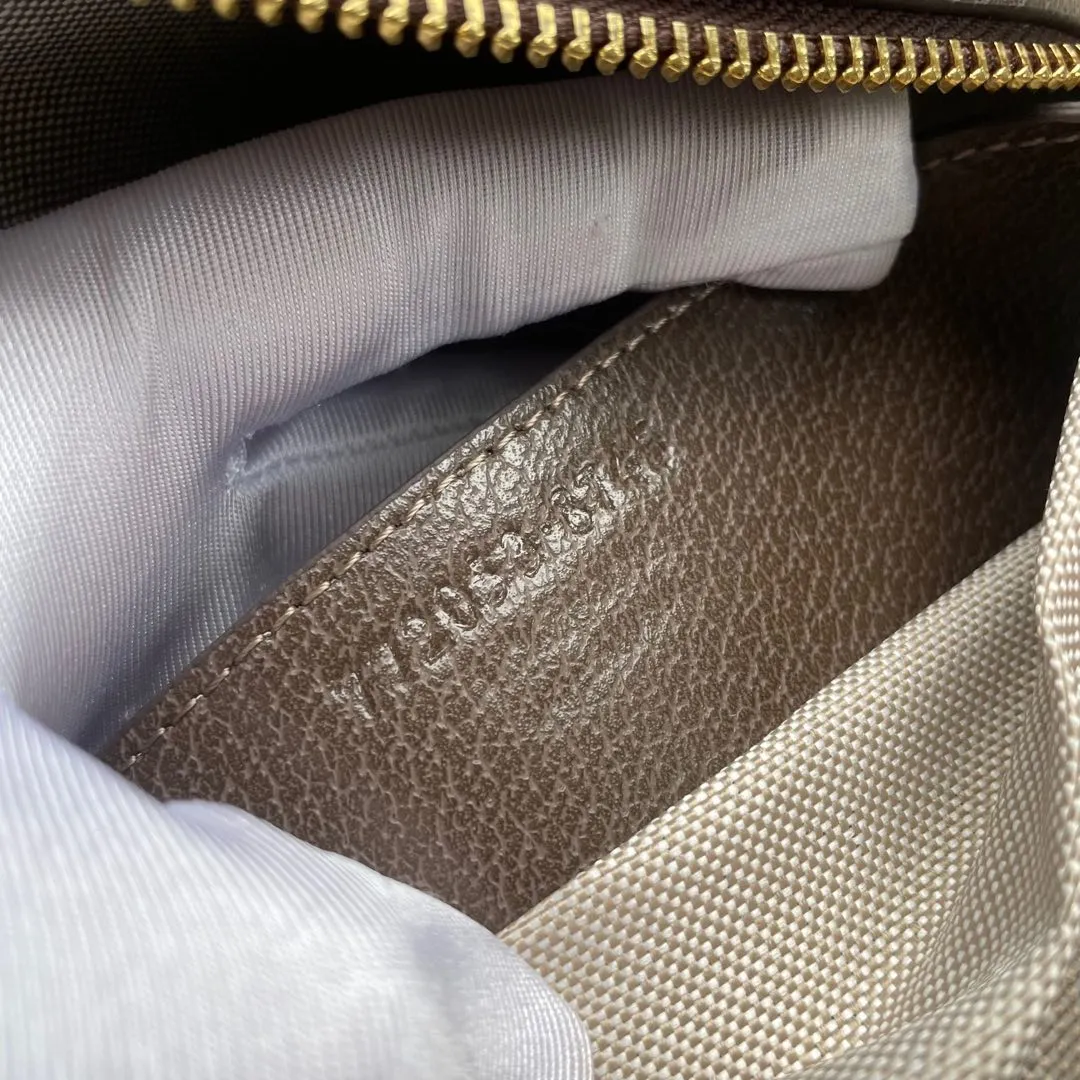 Alternative view of Gucci Speedy Bags-4