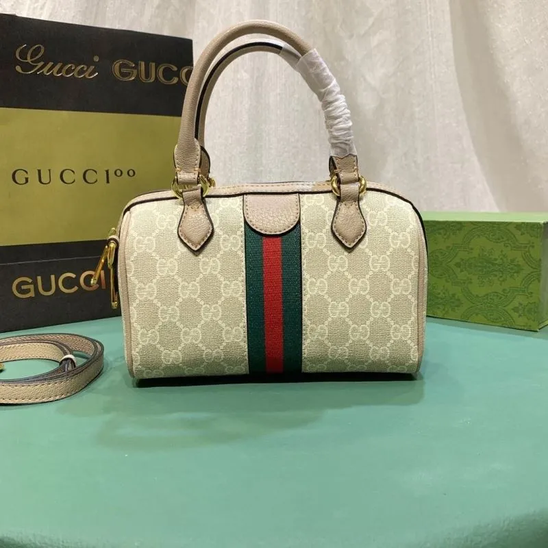 Alternative view of Gucci Speedy Bags-21
