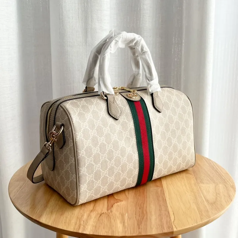 Alternative view of Gucci Speedy Bags-33