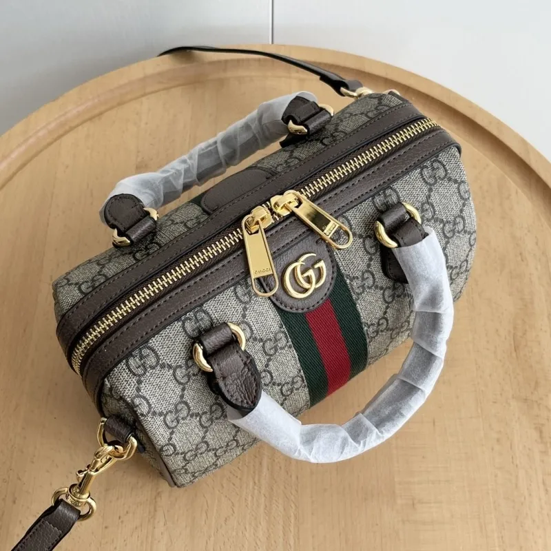 Alternative view of Gucci Speedy Bags-44
