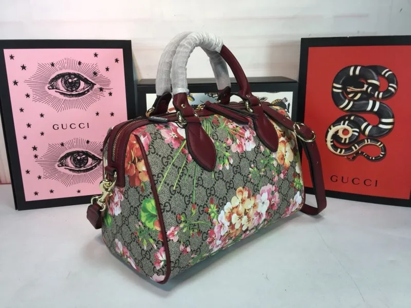 Alternative view of Gucci Speedy Bags-50