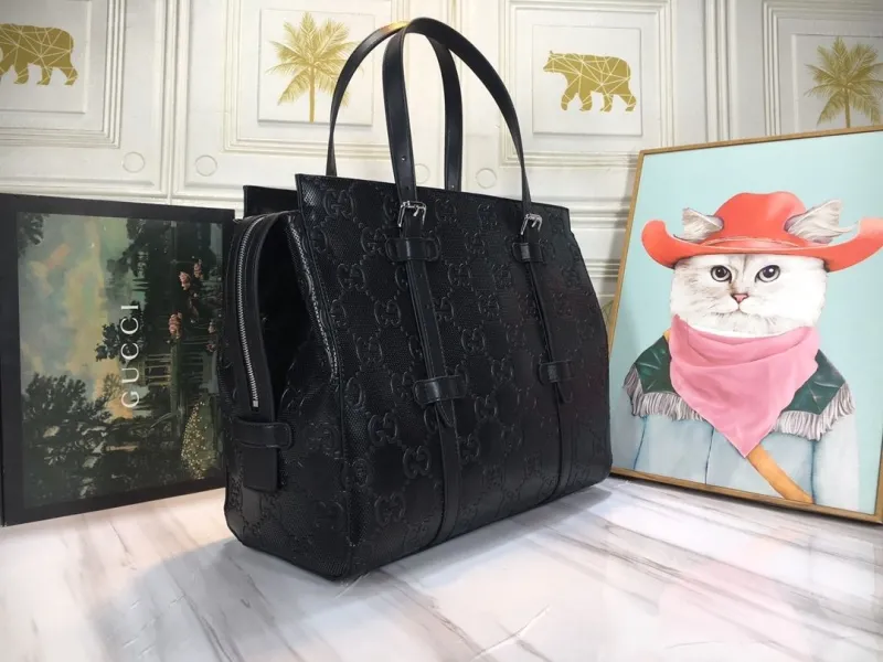 Alternative view of Gucci Top Handle Bags-10