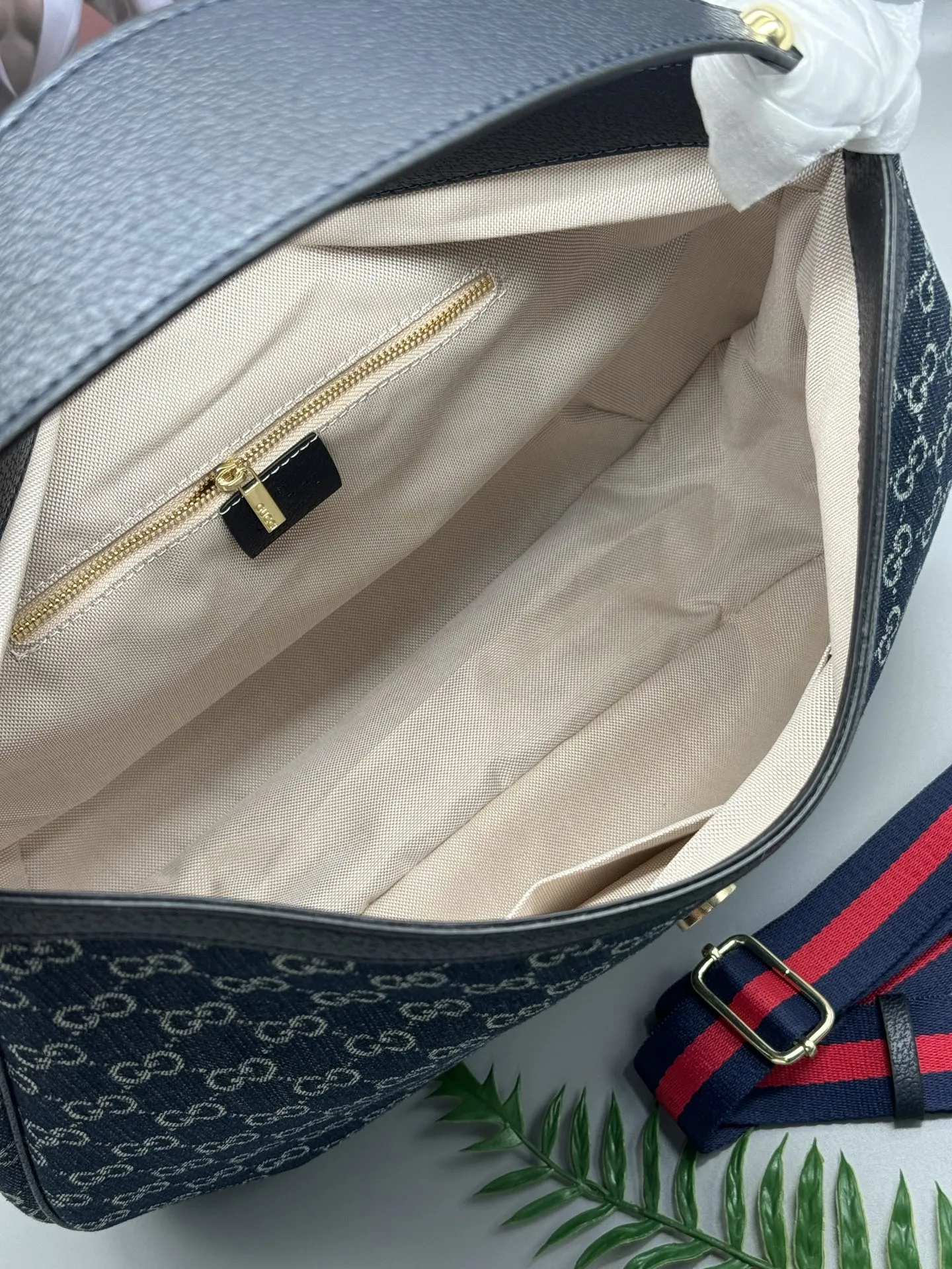 Gucci Top Handle Bags-12 - Image 7