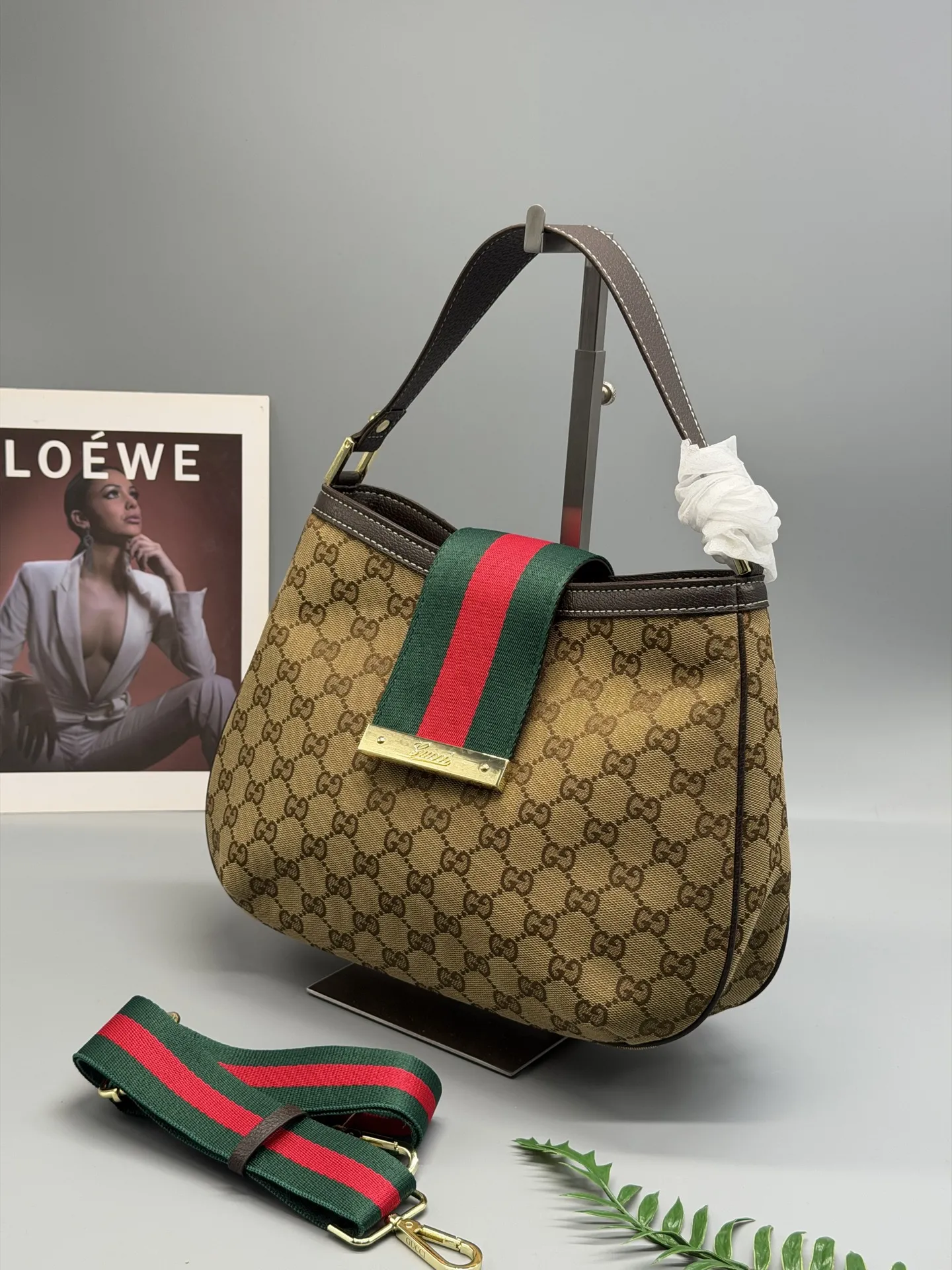 Alternative view of Gucci Top Handle Bags-14