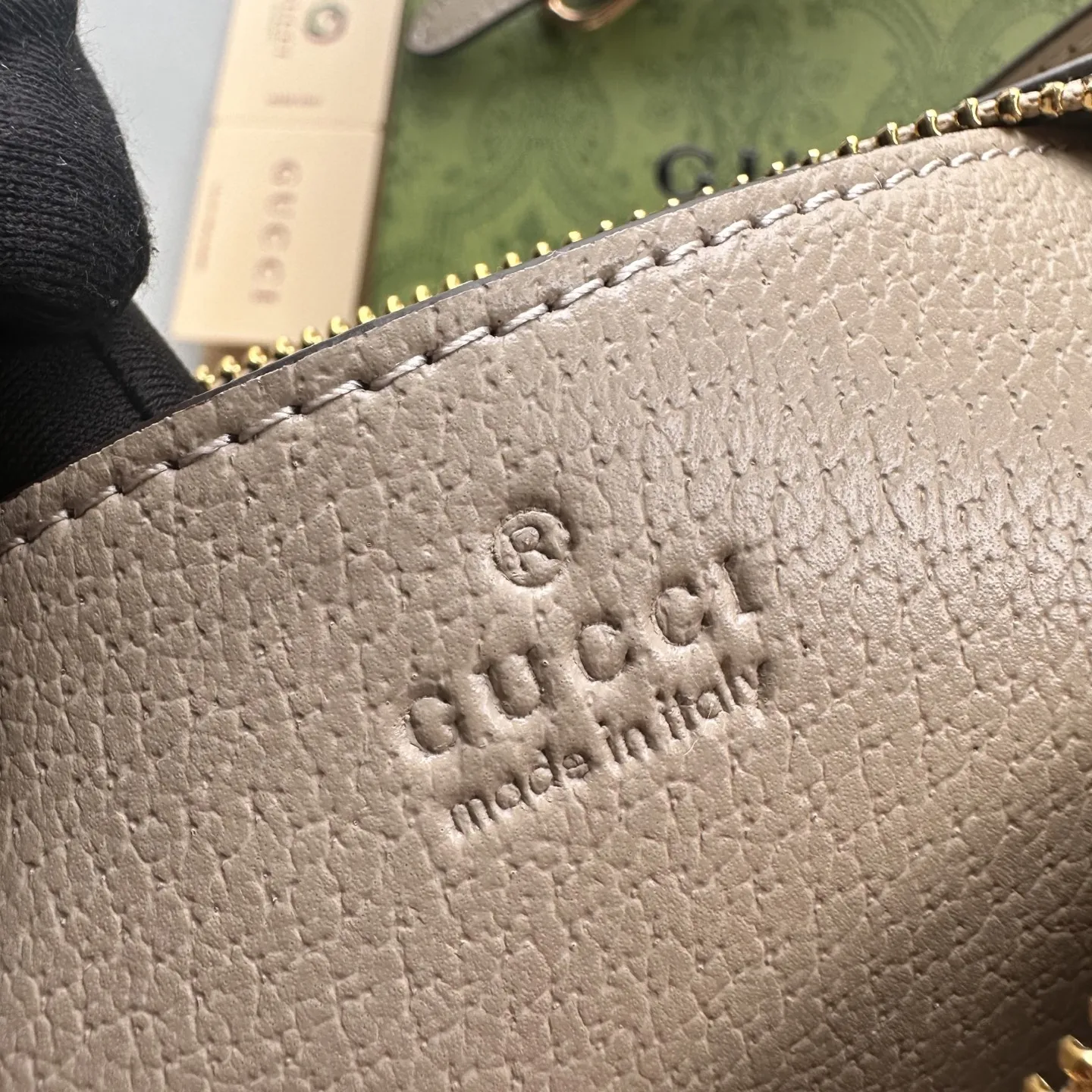 Alternative view of Gucci Top Handle Bags-36