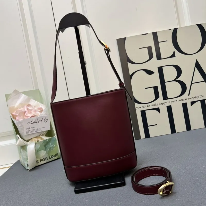 Gucci Top Handle Bags-65 - Image 4