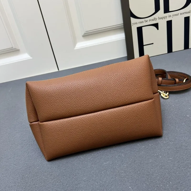 Gucci Top Handle Bags-68 - Image 5