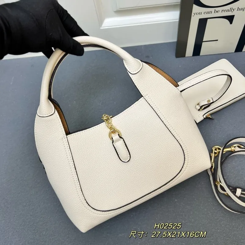 Alternative view of Gucci Top Handle Bags-71