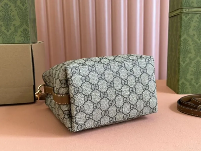 Gucci Top Handle Bags-104 - Image 4