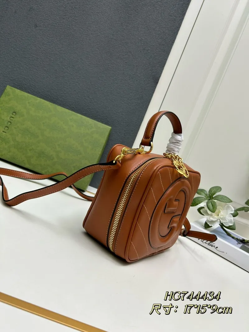 Alternative view of Gucci Top Handle Bags-131