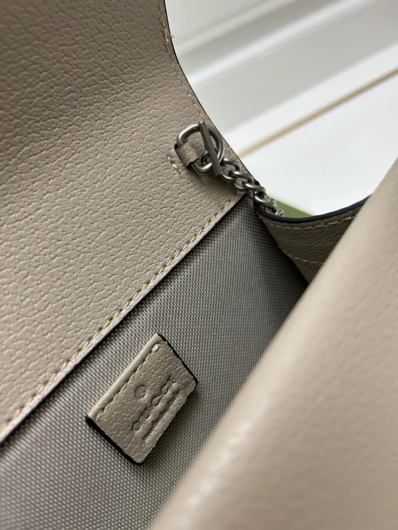 Gucci Top Handle Bags-142 - Image 8