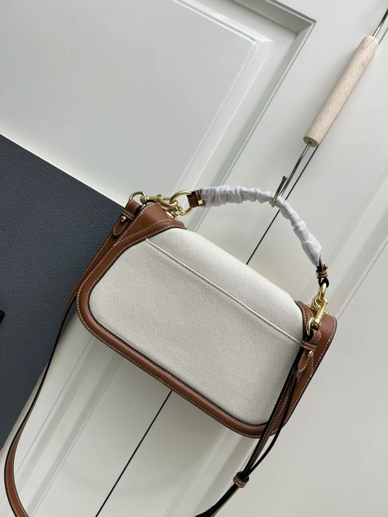 Alternative view of Gucci Top Handle Bags-150