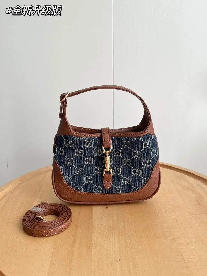 Gucci Top Handle Bags-220