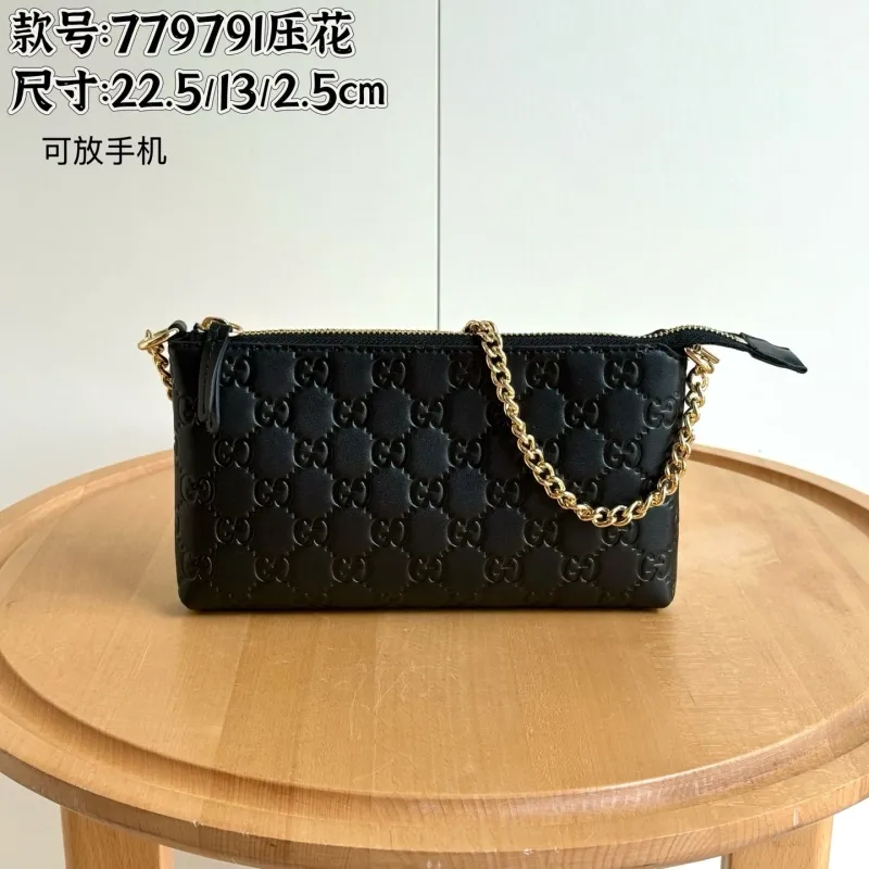 Gucci Top Handle Bags-239