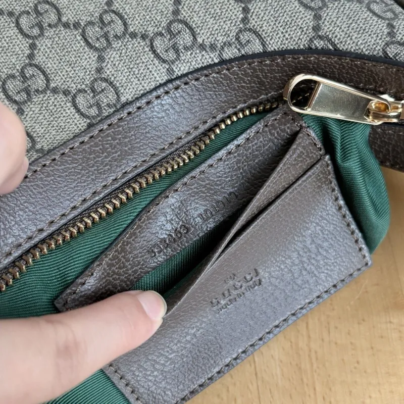 Alternative view of Gucci Top Handle Bags-257