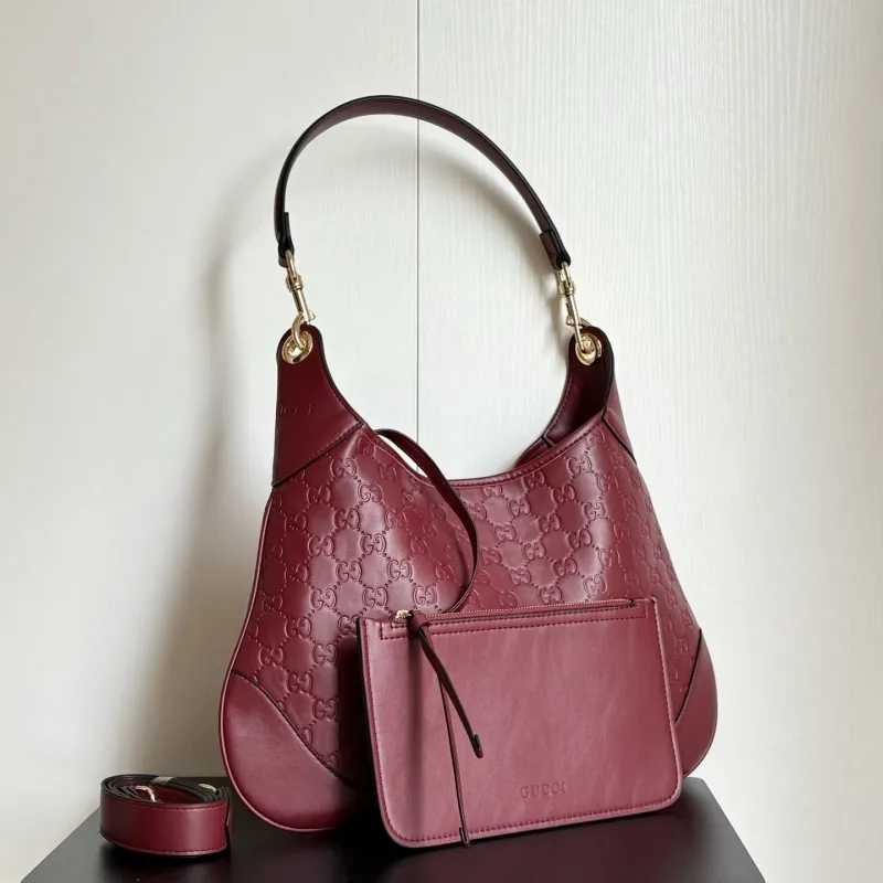 Alternative view of Gucci Top Handle Bags-266