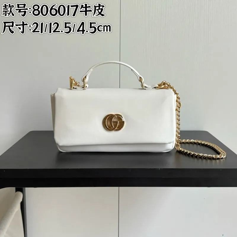 Gucci Top Handle Bags-323