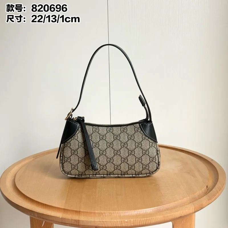 Gucci Top Handle Bags-340