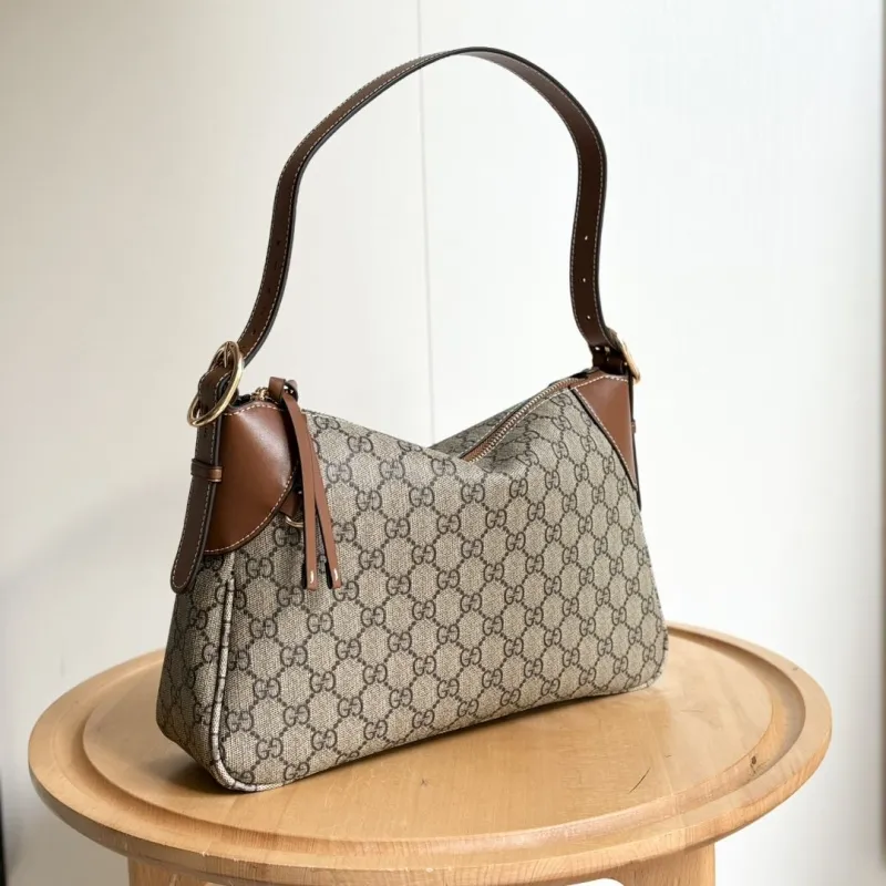 Alternative view of Gucci Top Handle Bags-344