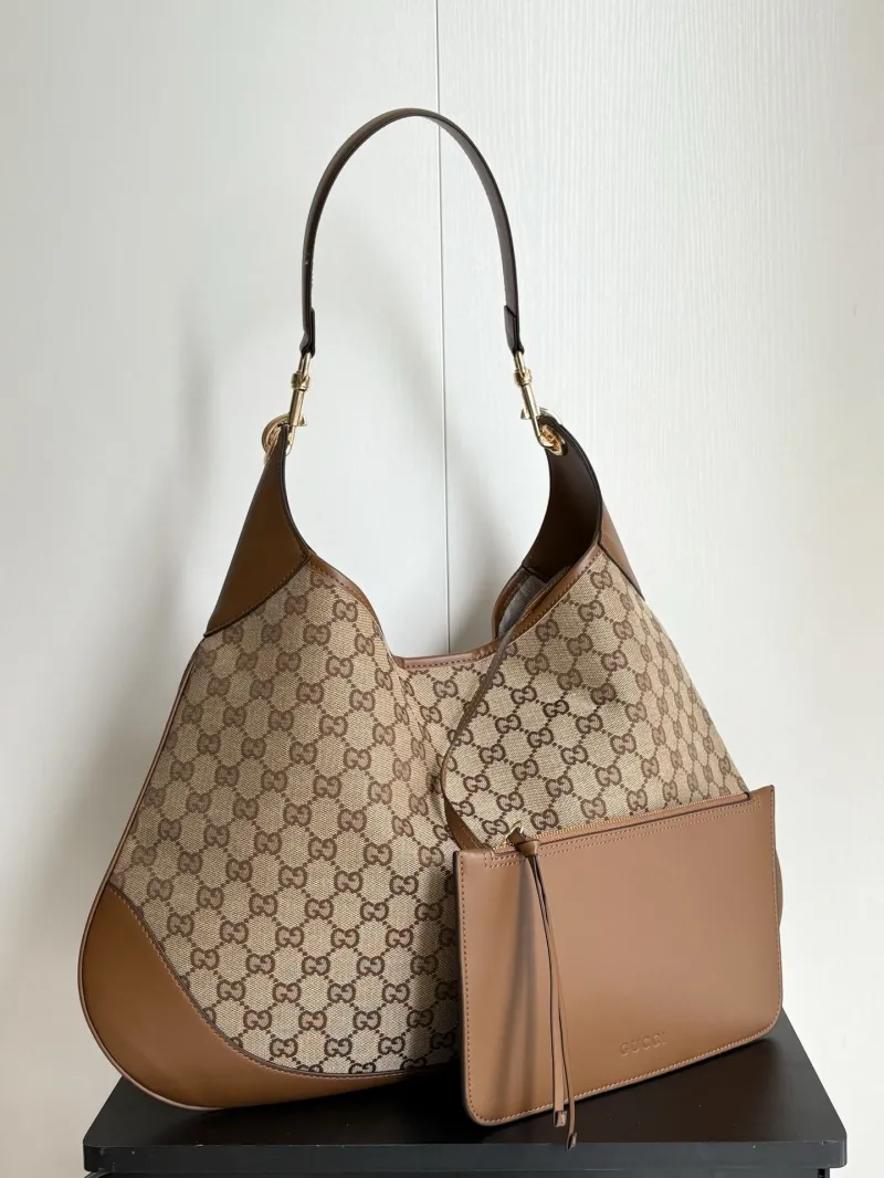 Alternative view of Gucci Top Handle Bags-363