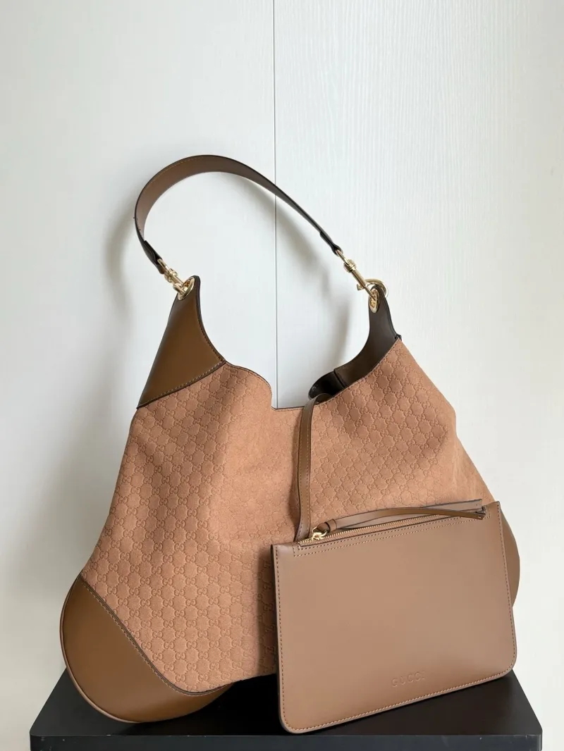Alternative view of Gucci Top Handle Bags-366