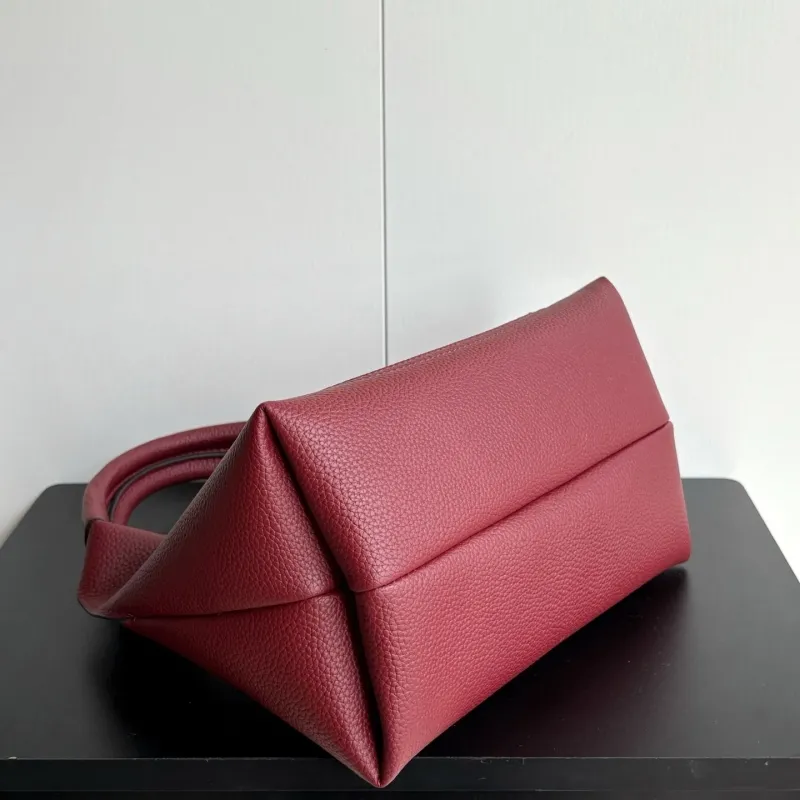 Gucci Top Handle Bags-385 - Image 4