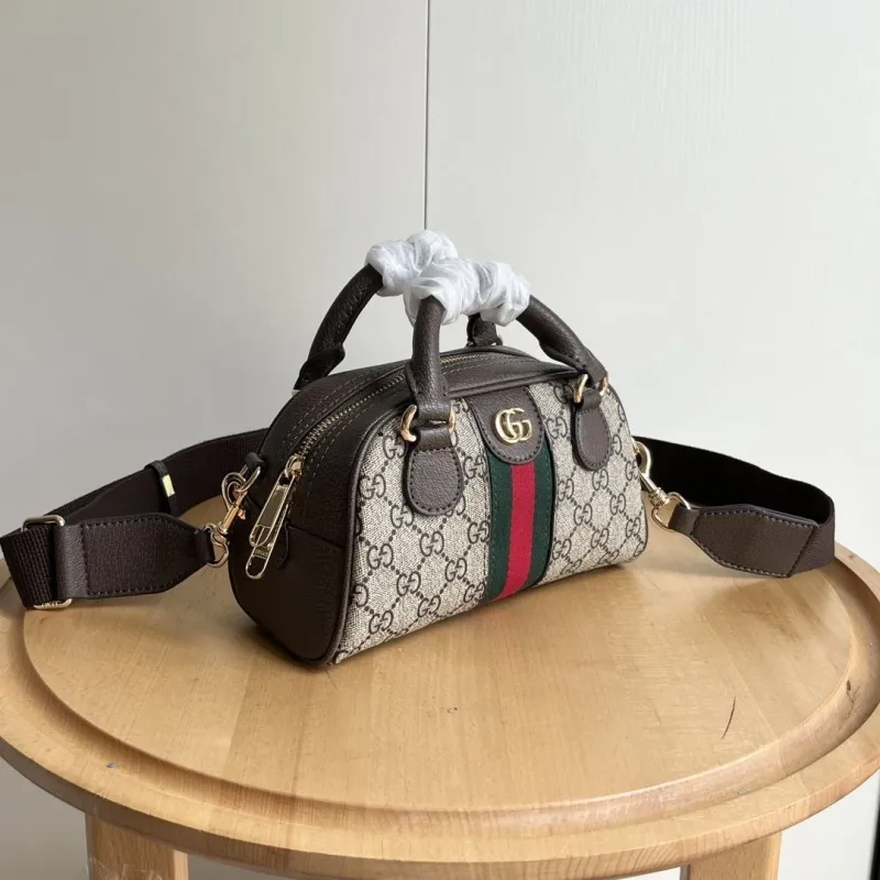 Alternative view of Gucci Top Handle Bags-431