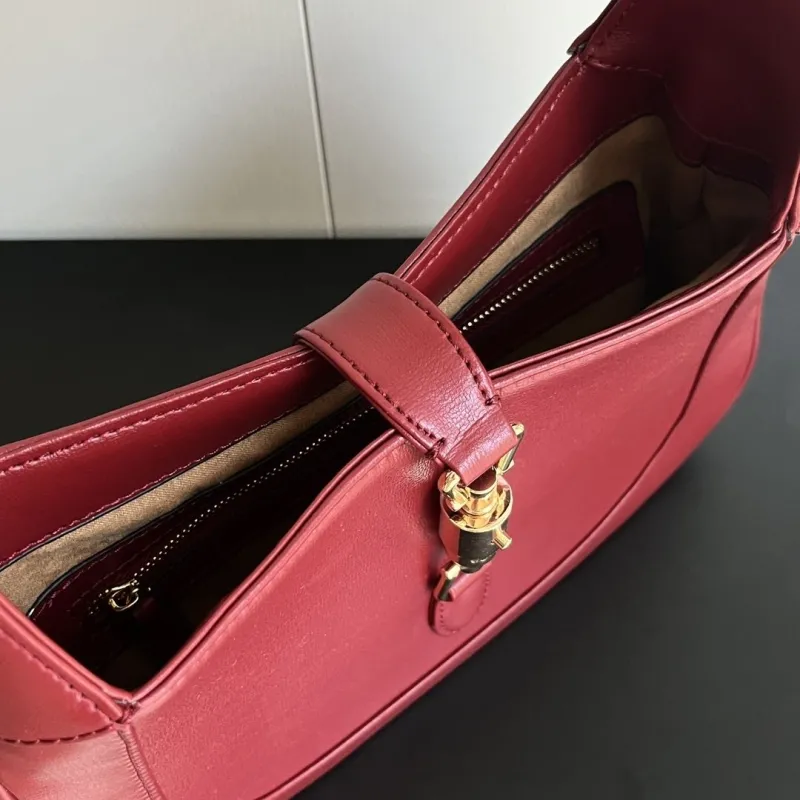 Alternative view of Gucci Top Handle Bags-439
