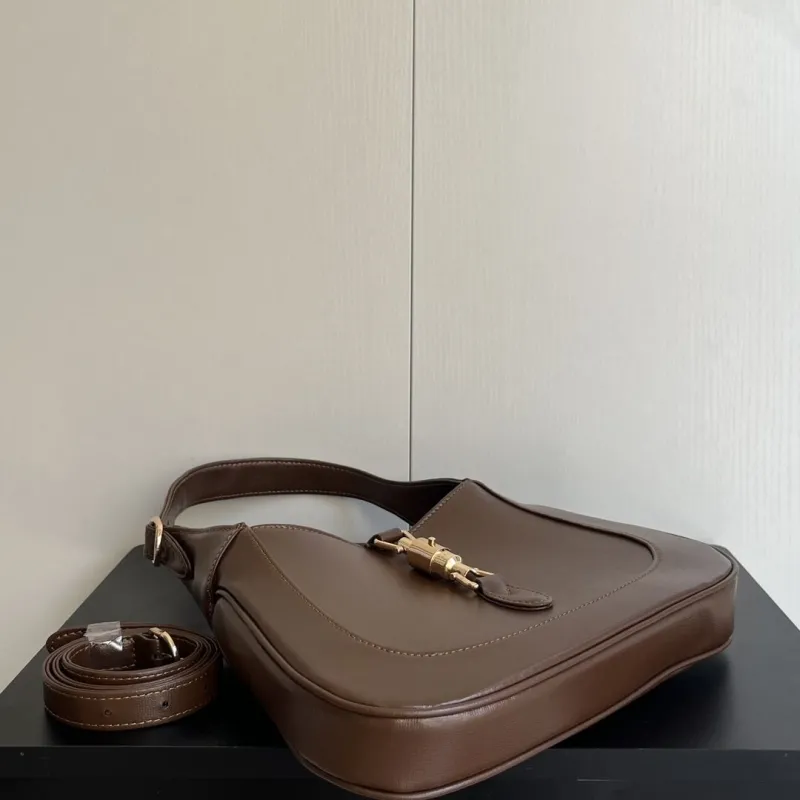 Alternative view of Gucci Top Handle Bags-441