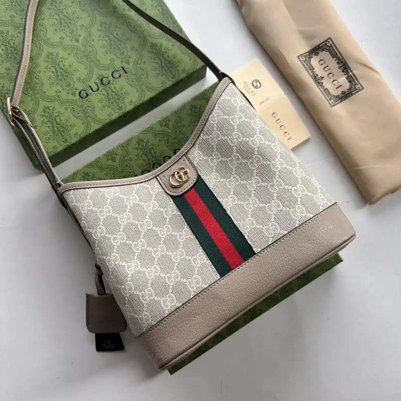 Alternative view of Gucci Top Handle Bags-546