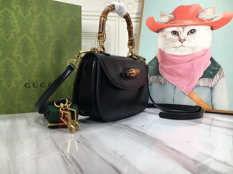 Alternative view of Gucci Top Handle Bags-552