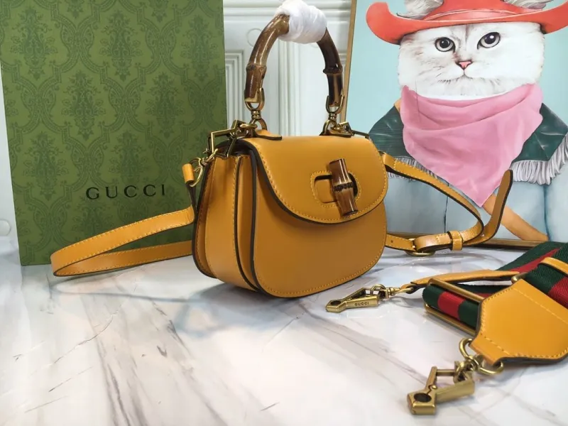 Alternative view of Gucci Top Handle Bags-554