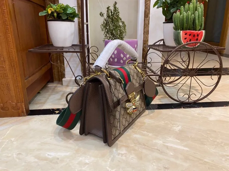 Alternative view of Gucci Top Handle Bags-577