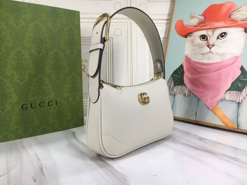 Alternative view of Gucci Top Handle Bags-585