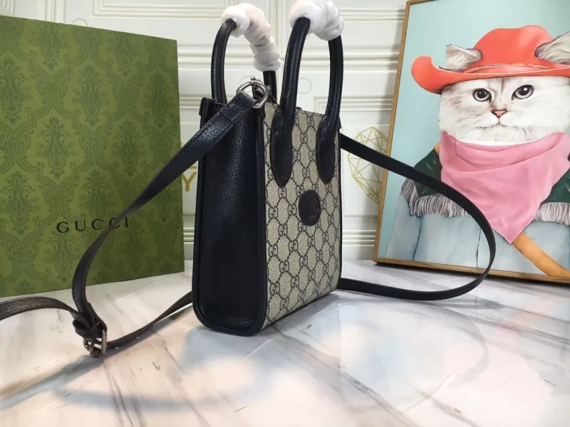 Alternative view of Gucci Top Handle Bags-590