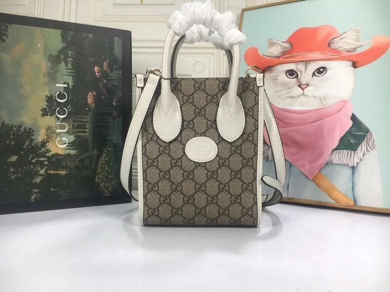 Gucci Top Handle Bags-591