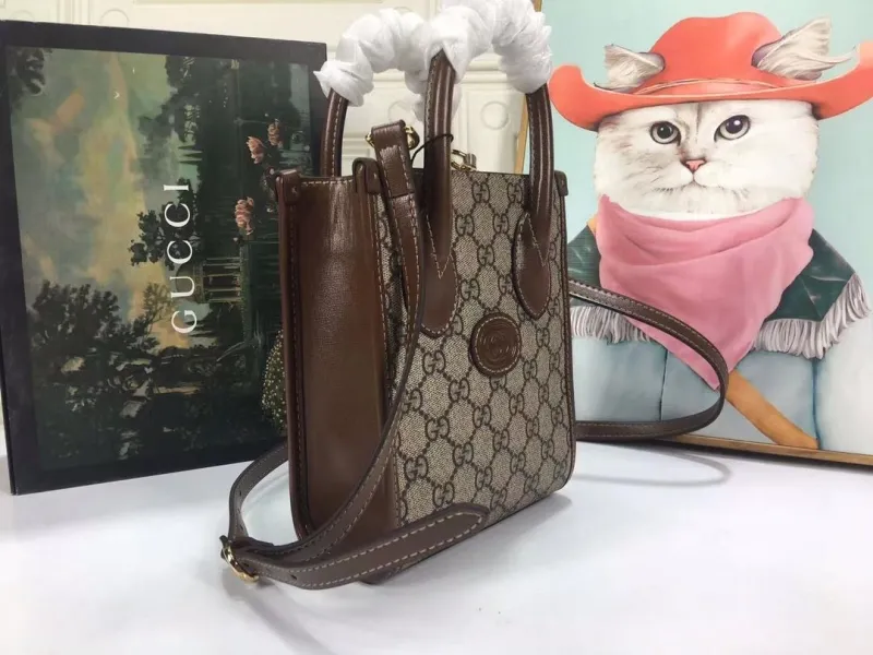 Alternative view of Gucci Top Handle Bags-592