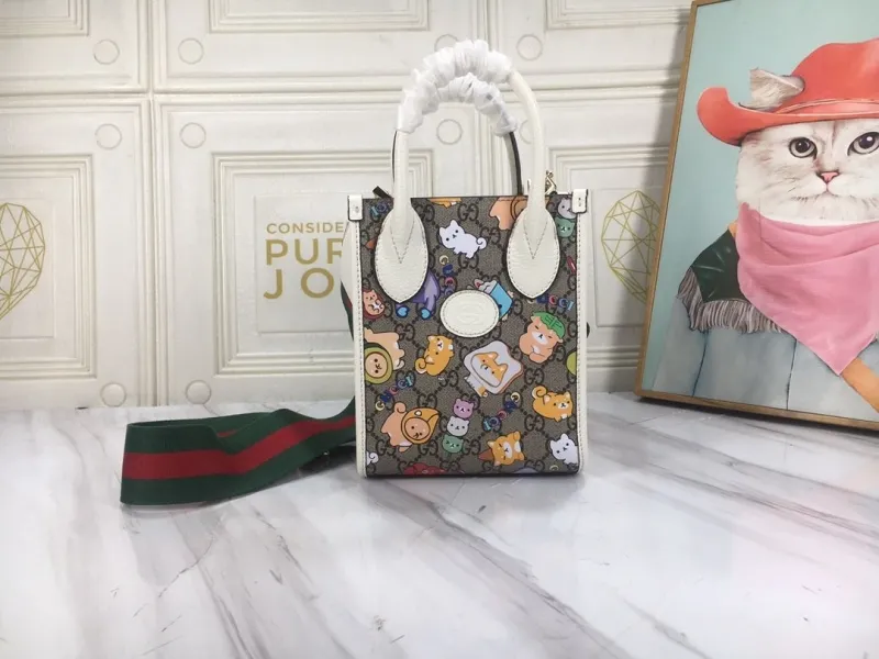 Gucci Top Handle Bags-593